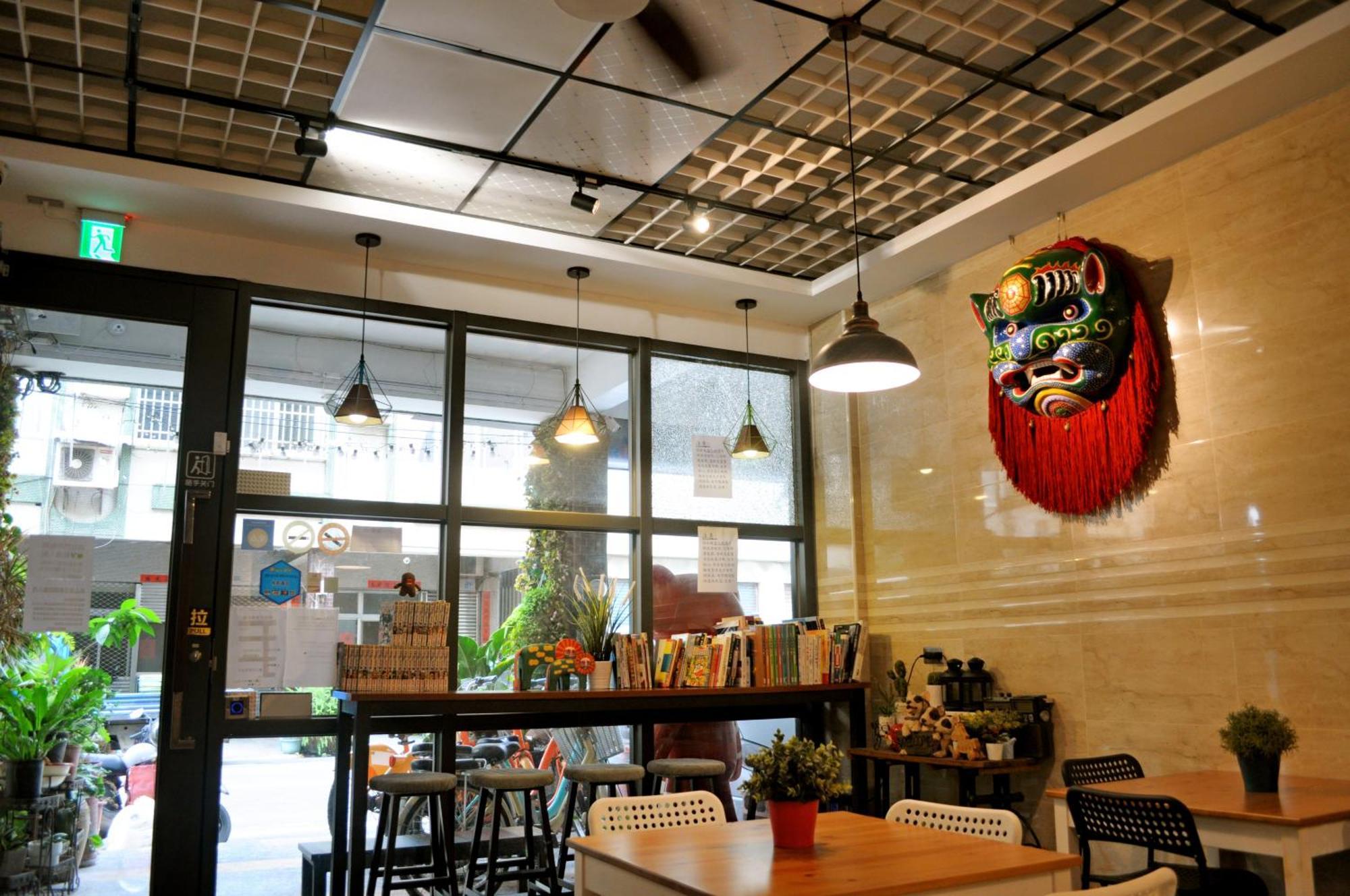 Lu-Kang Traveler Inns Lukang Luaran gambar
